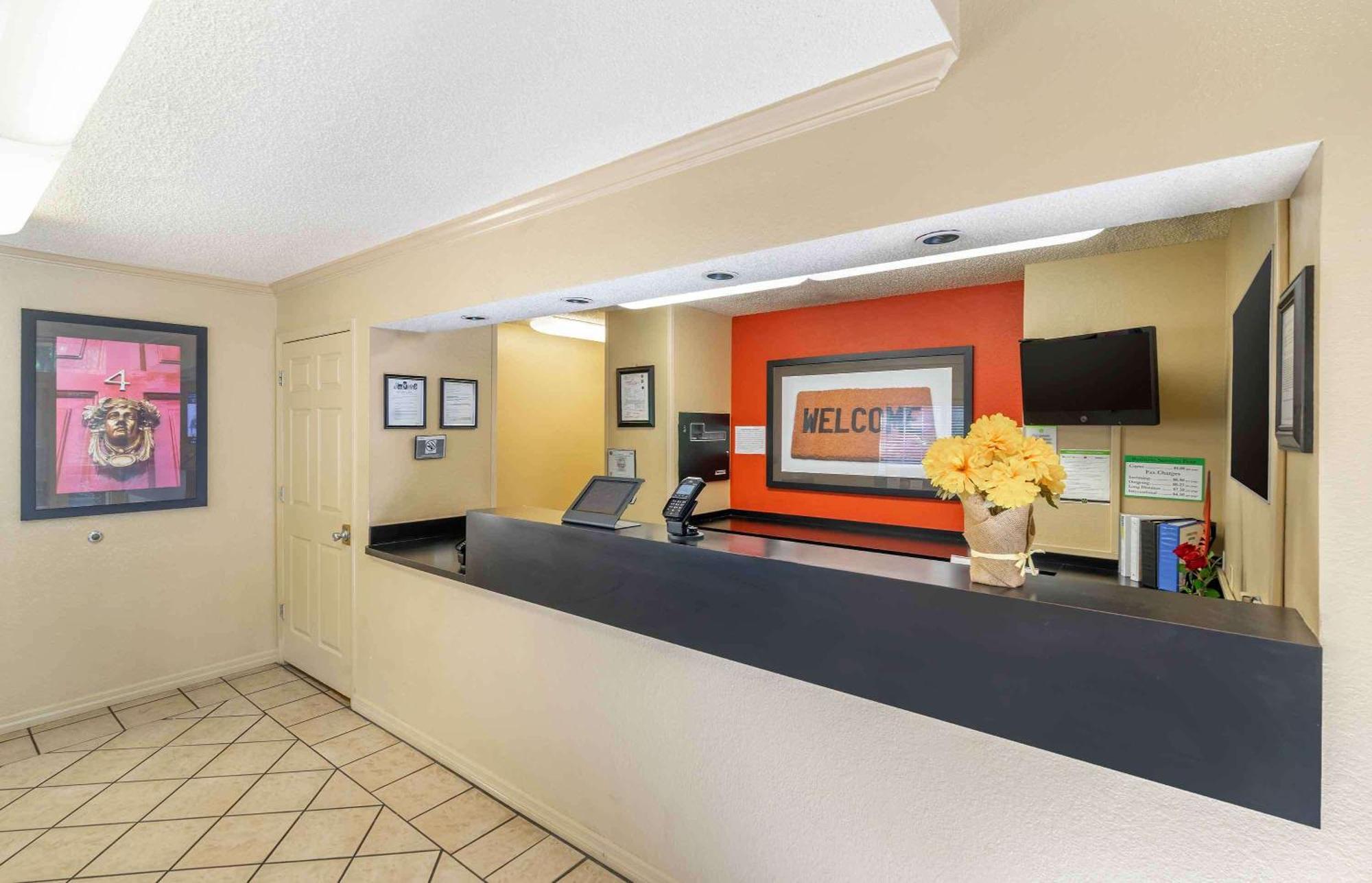 Extended Stay America Select Suites - Tampa - Brandon Exterior foto